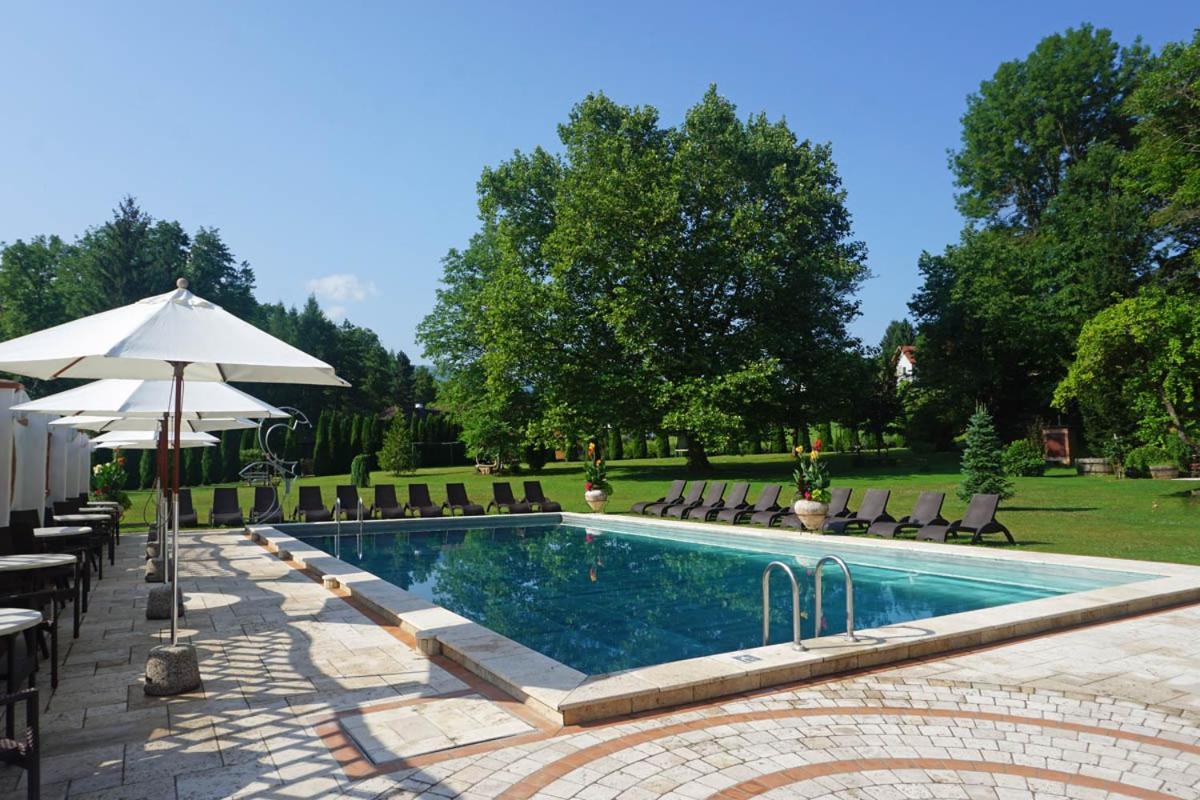 Gartenhotel Kloepferkeller Eibiswald Bagian luar foto
